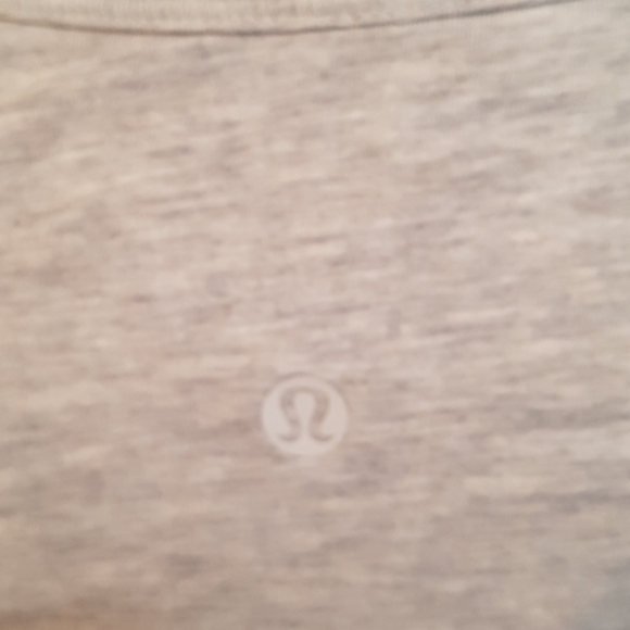 Lululemon Crew t shirt Size 6 - Picture 3 of 3